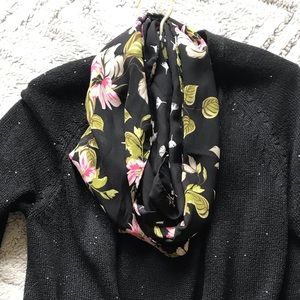 I Jill infinity scarf 100%silk